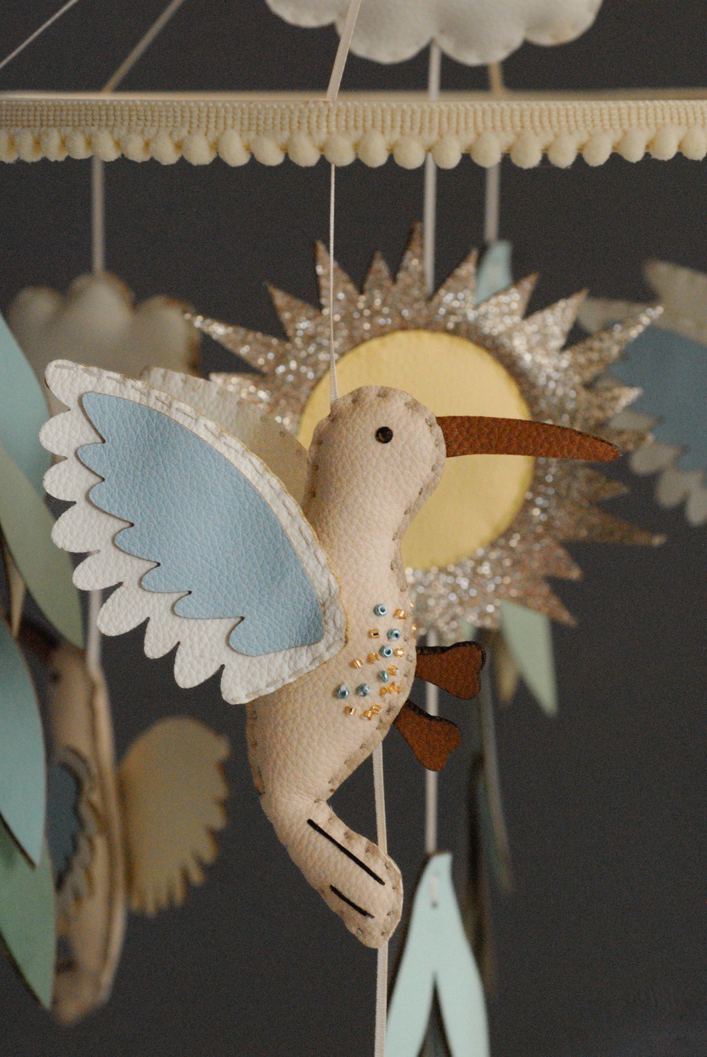 Móvil "El mensaje del Colibrí" Niño