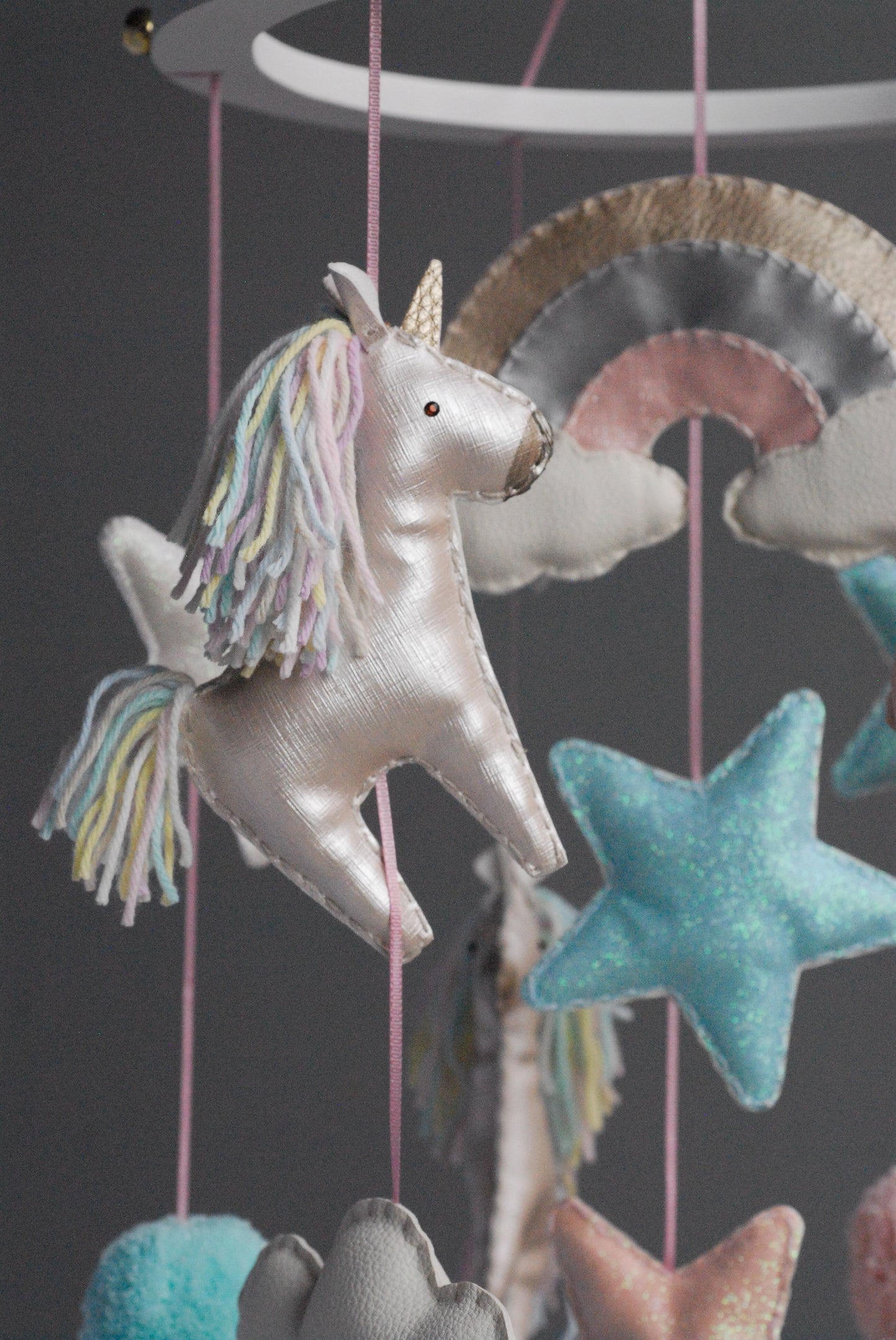 Móvil “Magia de unicornios”